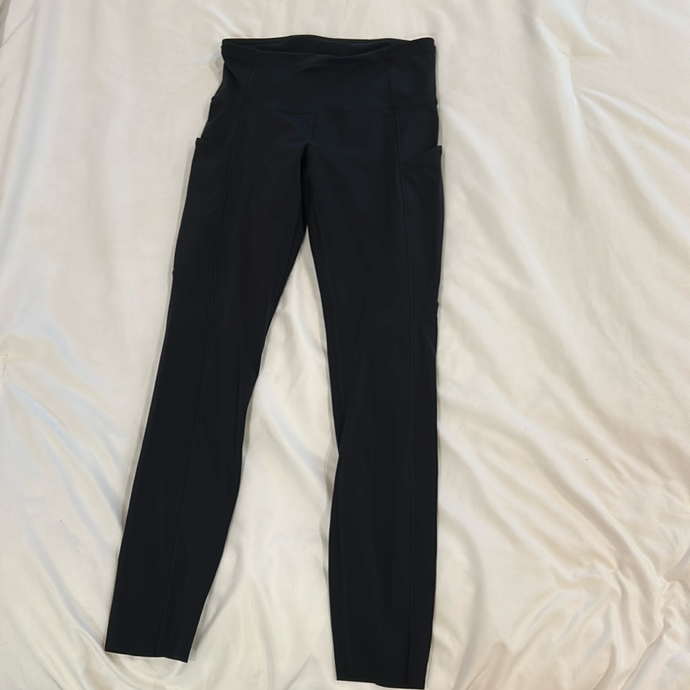 LULULEMON black leggings